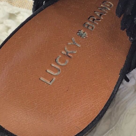 Lucky Brand LANTAU Black Fringe Suede Boho Chic Block Heel Ankle Bootie Sandals - Picture 13 of 15